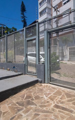 Casa para alugar com 58m², 3 quartos e 5 vagas Casa para alugar com 58m², 3 quartos e 5 vagasJardim