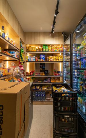 Studio à venda com 28m², 1 quarto e sem vaga Studio à venda com 28m², 1 quarto e sem vagaÁrea comum - Mercado