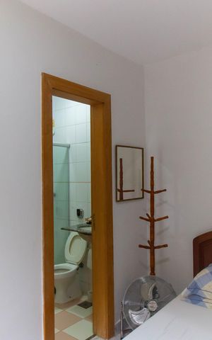 Casa de condomínio à venda com 300m², 4 quartos e 2 vagas