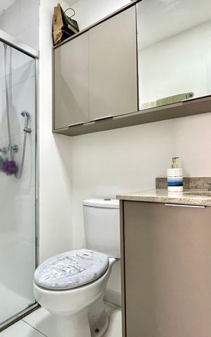 Apartamento à venda com 64m², 2 quartos e 1 vaga Apartamento à venda com 64m², 2 quartos e 1 vagaBanheiro da Suíte