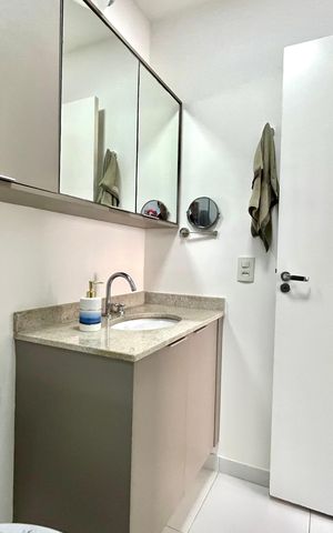 Apartamento à venda com 64m², 2 quartos e 1 vaga Apartamento à venda com 64m², 2 quartos e 1 vagaBanheiro da Suíte