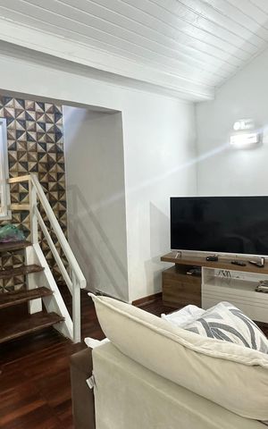 Casa à venda com 400m², 2 quartos e 3 vagas Casa à venda com 400m², 2 quartos e 3 vagasSala