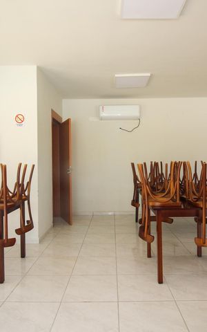Apartamento à venda com 44m², 2 quartos e 1 vaga Apartamento à venda com 44m², 2 quartos e 1 vagaÁrea comum - Salão de festas~1