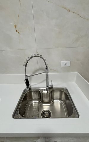 Casa de condomínio à venda com 144m², 4 quartos e 3 vagas Casa de condomínio à venda com 144m², 4 quartos e 3 vagasCozinha - Area de Serviço