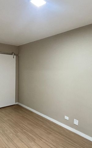 Casa de condomínio à venda com 144m², 4 quartos e 3 vagas Casa de condomínio à venda com 144m², 4 quartos e 3 vagasSuite