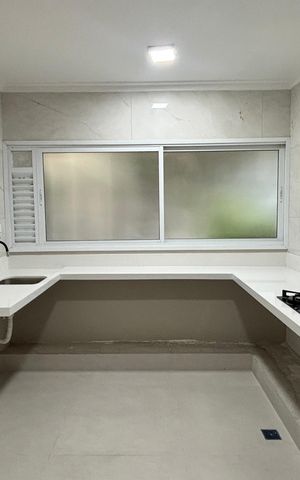 Casa de condomínio à venda com 144m², 4 quartos e 3 vagas Casa de condomínio à venda com 144m², 4 quartos e 3 vagasCozinha - Area de Serviço