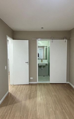 Casa de condomínio à venda com 144m², 4 quartos e 3 vagas Casa de condomínio à venda com 144m², 4 quartos e 3 vagasSuite