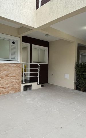 Casa de condomínio à venda com 144m², 4 quartos e 3 vagas Casa de condomínio à venda com 144m², 4 quartos e 3 vagasGaragem