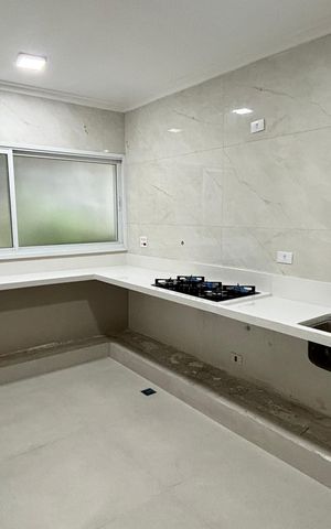 Casa de condomínio à venda com 144m², 4 quartos e 3 vagas Casa de condomínio à venda com 144m², 4 quartos e 3 vagasCozinha - Area de Serviço