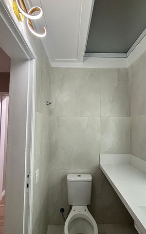 Casa de condomínio à venda com 144m², 4 quartos e 3 vagas Casa de condomínio à venda com 144m², 4 quartos e 3 vagasBanheiro da Suíte