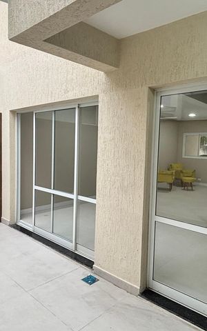 Casa de condomínio à venda com 144m², 4 quartos e 3 vagas Casa de condomínio à venda com 144m², 4 quartos e 3 vagasVaranda Sala