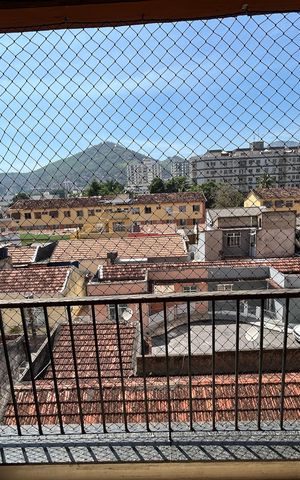Apartamento para alugar com 65m², 2 quartos e 1 vagaVaranda