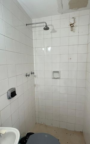 Apartamento para alugar com 65m², 2 quartos e 1 vagaBanheiro de Serviço