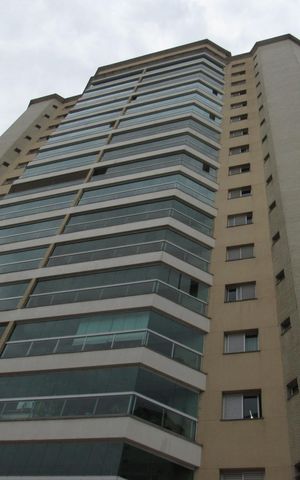 Apartamento para alugar com 225m², 3 quartos e 3 vagasFachada do bloco