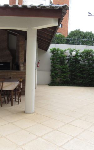 Apartamento para alugar com 225m², 3 quartos e 3 vagasÁrea comum - Churrasqueira