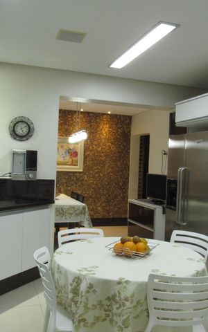 Apartamento para alugar com 225m², 3 quartos e 3 vagasCozinha