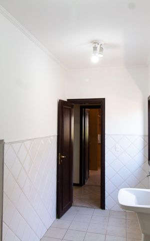 Casa de condomínio à venda com 230m², 4 quartos e 4 vagas Casa de condomínio à venda com 230m², 4 quartos e 4 vagasÁrea de Serviço