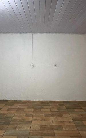 Casa para alugar com 65m², 2 quartos e 2 vagasQuarto 2