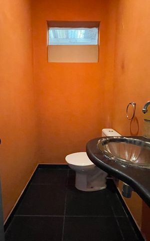Casa para alugar com 65m², 2 quartos e 2 vagasLavabo
