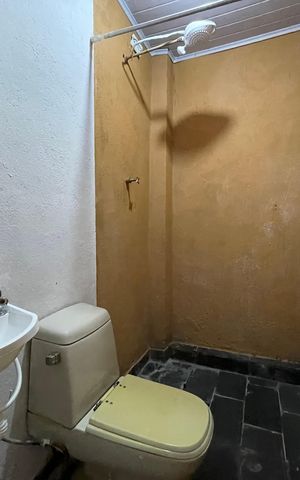 Casa para alugar com 65m², 2 quartos e 2 vagasBanheiro Social