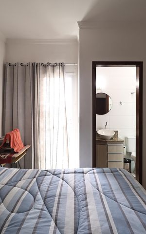 Apartamento à venda com 144m², 2 quartos e 2 vagas Apartamento à venda com 144m², 2 quartos e 2 vagasSuite