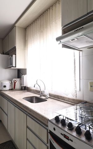 Apartamento à venda com 144m², 2 quartos e 2 vagas Apartamento à venda com 144m², 2 quartos e 2 vagasCozinha