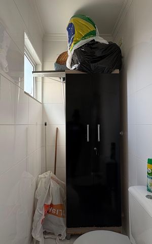 Apartamento à venda com 144m², 2 quartos e 2 vagas Apartamento à venda com 144m², 2 quartos e 2 vagasLavabo/ depósito
