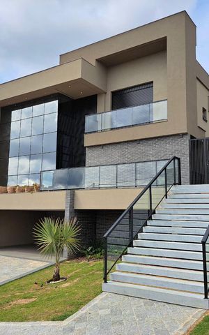 Casa de condomínio à venda com 407m², 4 quartos e 6 vagas