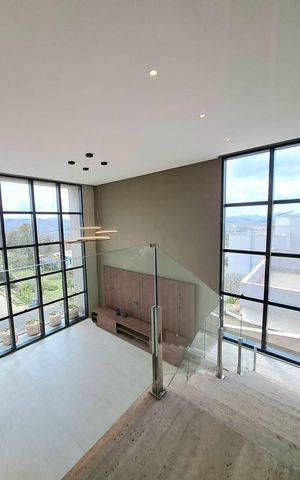 Casa de condomínio à venda com 407m², 4 quartos e 6 vagas