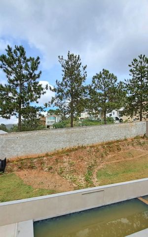 Casa de condomínio à venda com 407m², 4 quartos e 6 vagas