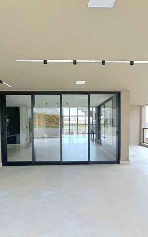 Casa de condomínio à venda com 407m², 4 quartos e 6 vagas