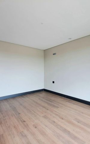 Casa de condomínio à venda com 407m², 4 quartos e 6 vagas