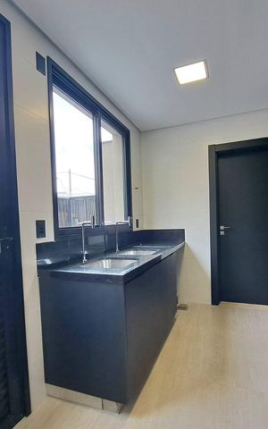 Casa de condomínio à venda com 407m², 4 quartos e 6 vagas