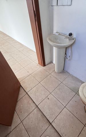 Studio para alugar com 40m², 1 quarto e 1 vaga Studio para alugar com 40m², 1 quarto e 1 vagaBanheiro