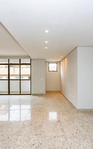 Apartamento à venda com 140m², 4 quartos e 3 vagas Apartamento à venda com 140m², 4 quartos e 3 vagasSala