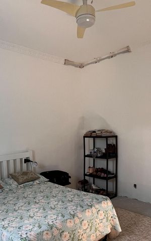 Casa à venda com 197m², 4 quartos e 2 vagas Casa à venda com 197m², 4 quartos e 2 vagasQuarto 1