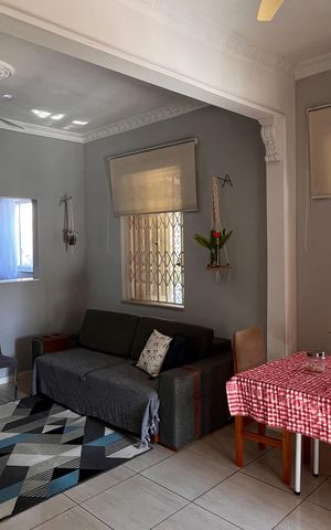 Casa à venda com 197m², 4 quartos e 2 vagas