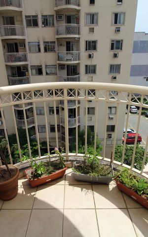 Apartamento à venda com 70m², 3 quartos e 1 vagaVaranda