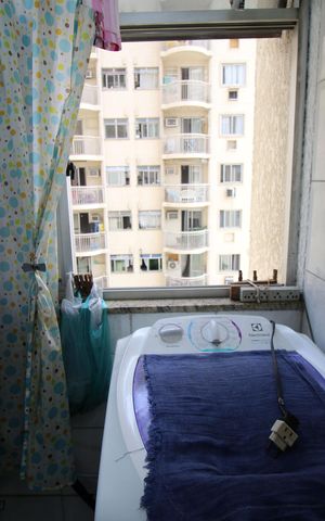 Apartamento à venda com 70m², 3 quartos e 1 vagaÁrea de Serviço