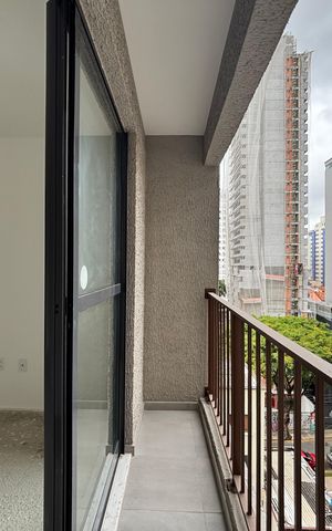 Studio para alugar com 25m², 1 quarto e sem vaga Studio para alugar com 25m², 1 quarto e sem vagaVaranda