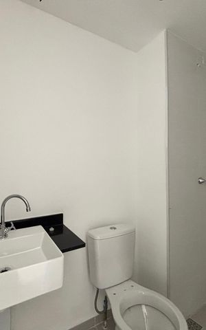 Studio para alugar com 25m², 1 quarto e sem vaga Studio para alugar com 25m², 1 quarto e sem vagaBanheiro