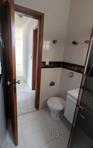 Apartamento para alugar com 104m², 3 quartos e 2 vagas Apartamento para alugar com 104m², 3 quartos e 2 vagasBanheiro 2