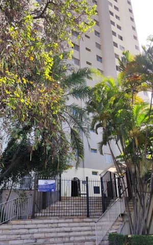 Apartamento para alugar com 104m², 3 quartos e 2 vagas Apartamento para alugar com 104m², 3 quartos e 2 vagasFachada