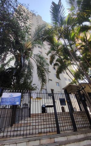 Apartamento para alugar com 104m², 3 quartos e 2 vagas Apartamento para alugar com 104m², 3 quartos e 2 vagasFachada
