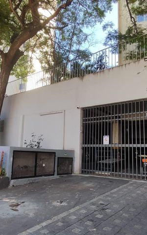 Apartamento para alugar com 104m², 3 quartos e 2 vagas Apartamento para alugar com 104m², 3 quartos e 2 vagasFachada