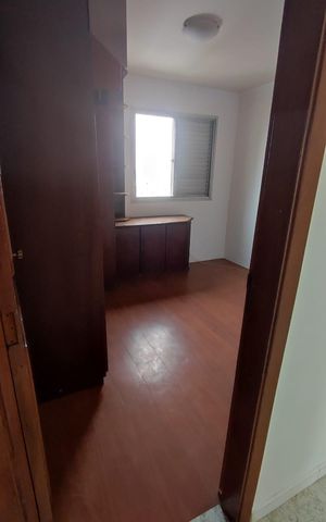 Apartamento para alugar com 104m², 3 quartos e 2 vagas Apartamento para alugar com 104m², 3 quartos e 2 vagasQuarto