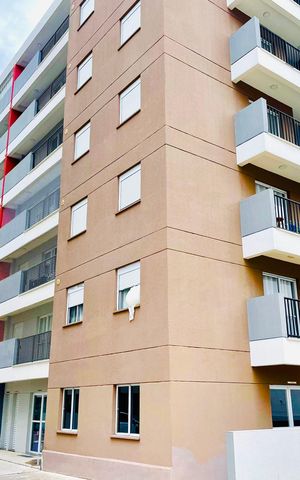 Apartamento para alugar com 40m², 2 quartos e 1 vaga Apartamento para alugar com 40m², 2 quartos e 1 vagaFachada do bloco