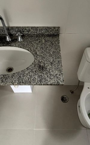 Apartamento à venda com 65m², 2 quartos e 1 vagaBanheiro