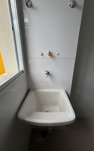 Apartamento à venda com 65m², 2 quartos e 1 vagaÁrea de Serviço