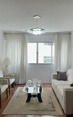 Apartamento à venda com 117m², 3 quartos e 2 vagas Apartamento à venda com 117m², 3 quartos e 2 vagasSala
